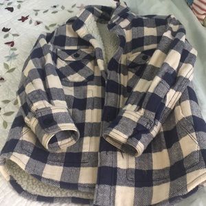 Jacket Boy size 4/5 like new. Black and white